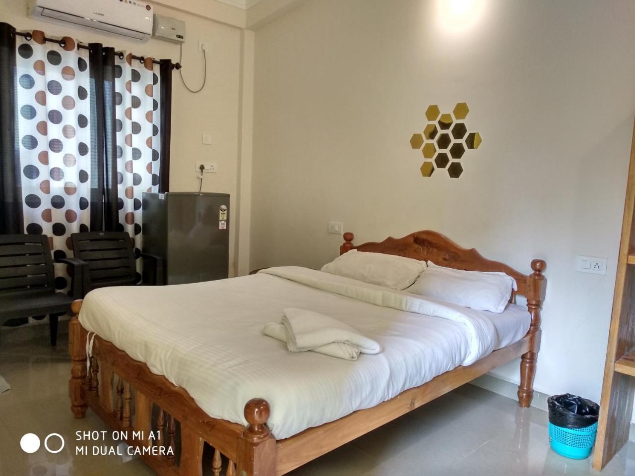 Candolim Beach Place Екстериор снимка