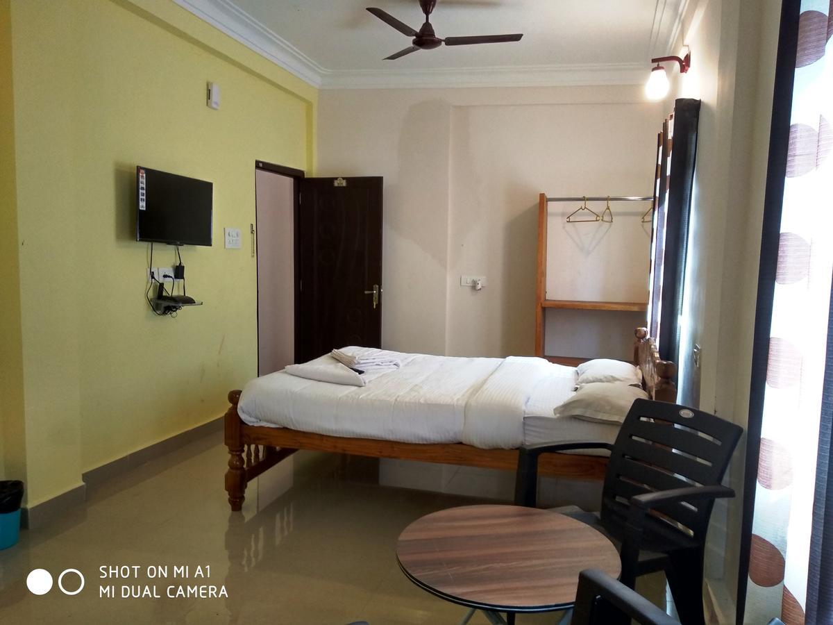 Candolim Beach Place Екстериор снимка