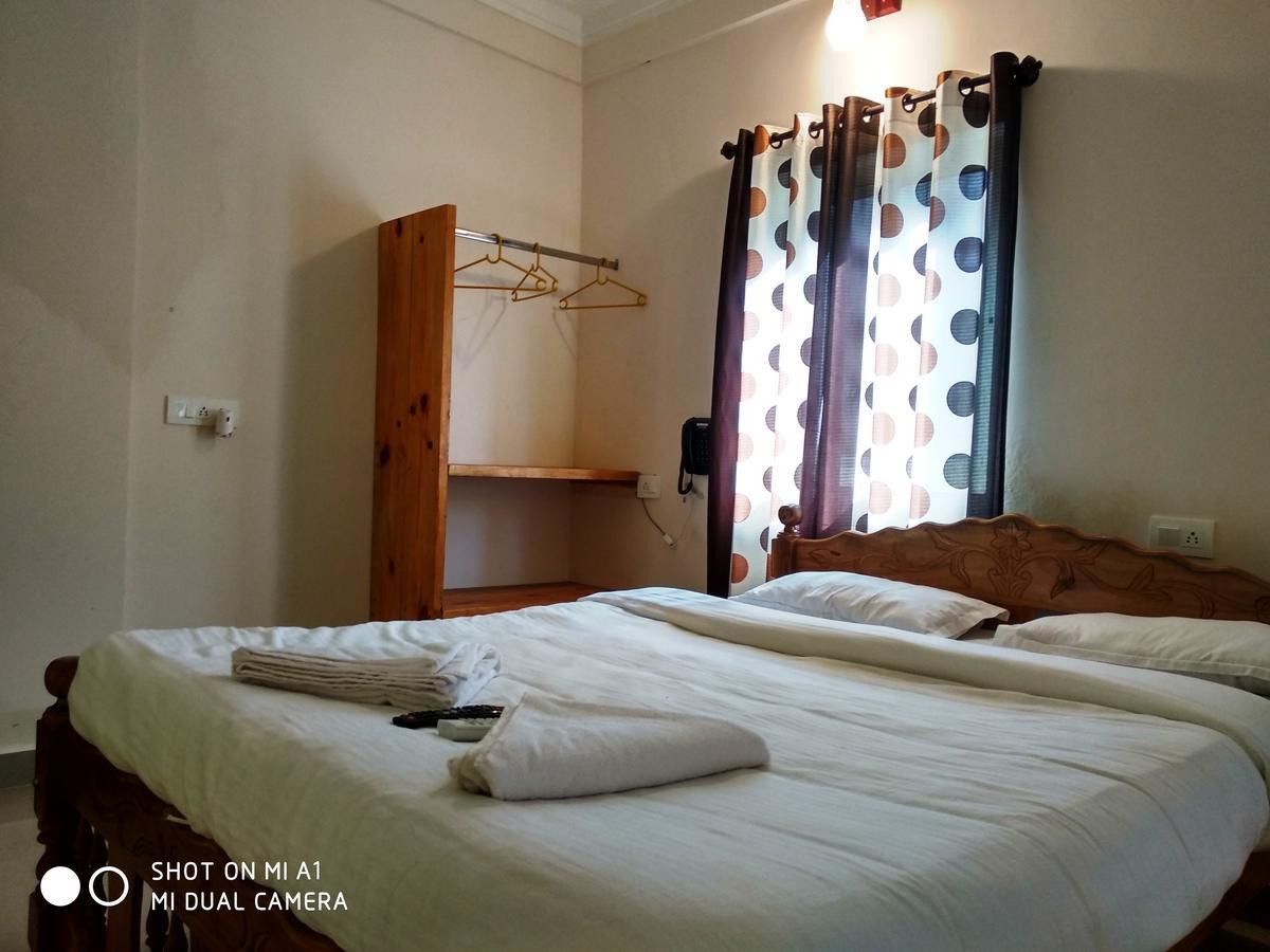 Candolim Beach Place Екстериор снимка