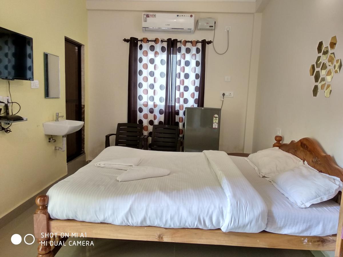 Candolim Beach Place Екстериор снимка