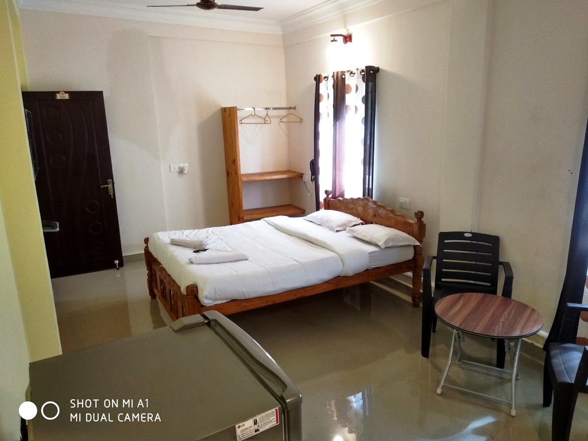 Candolim Beach Place Екстериор снимка